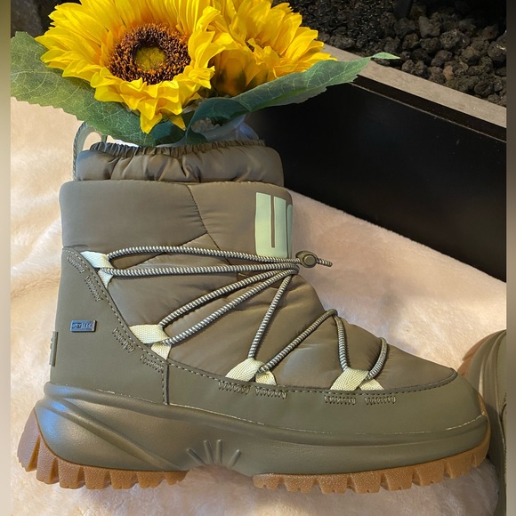 ✨NEW✨ UGG YOSE PUFFER MID BURNT OLIVE TEXTILE WATERPROOF WOMEN'S BOOTS - Picture 7 of 10